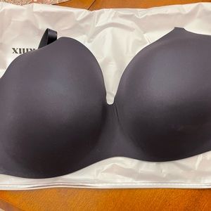 Knix wireless bra